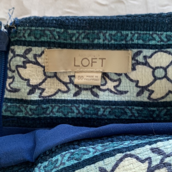 Loft classy blue floral pencil skirt - Picture 4 of 5